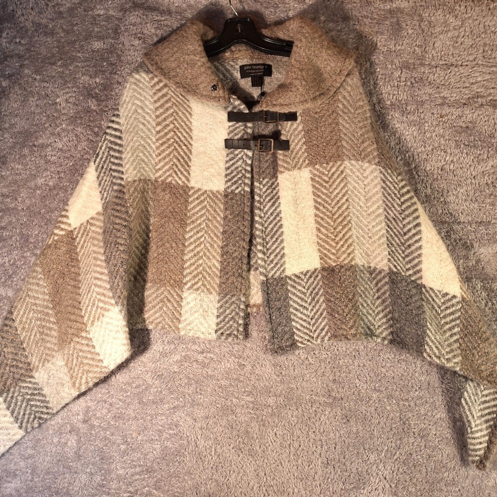 NWT John Branigan Shawl Collar Cape Beige Plaid Herringbone Buckle Ireland Made
